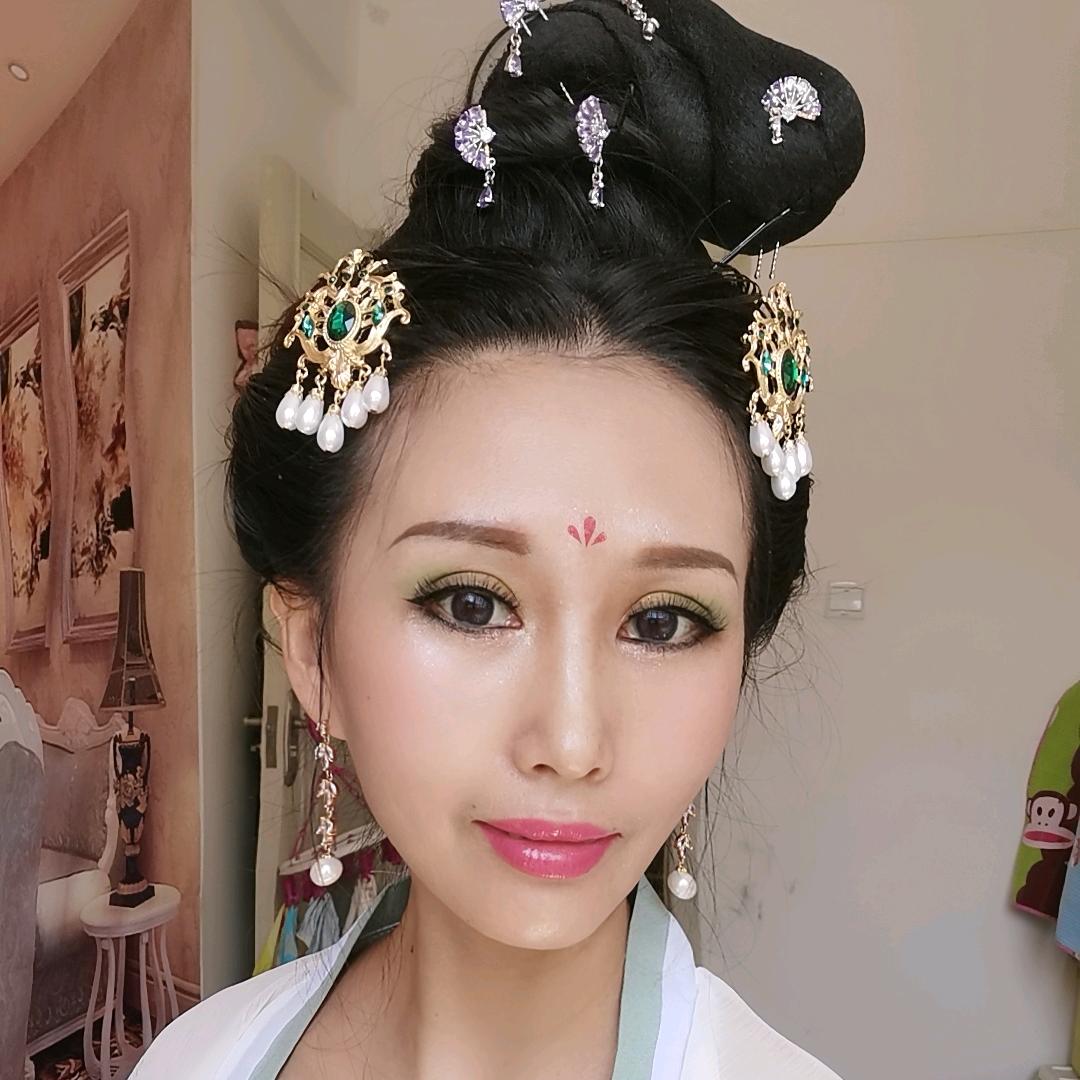 致美美甲美睫店