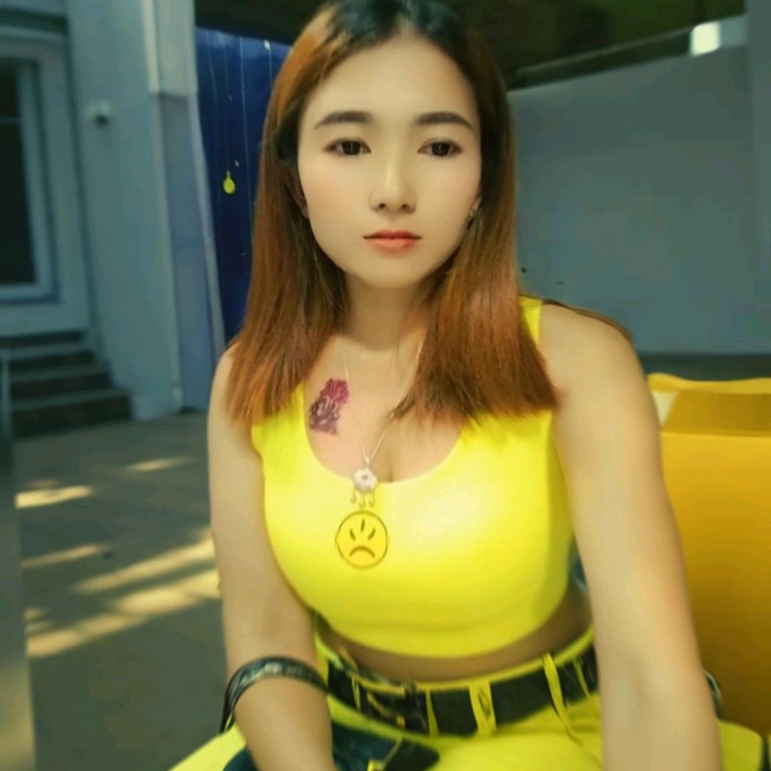 爱笑的女孩子