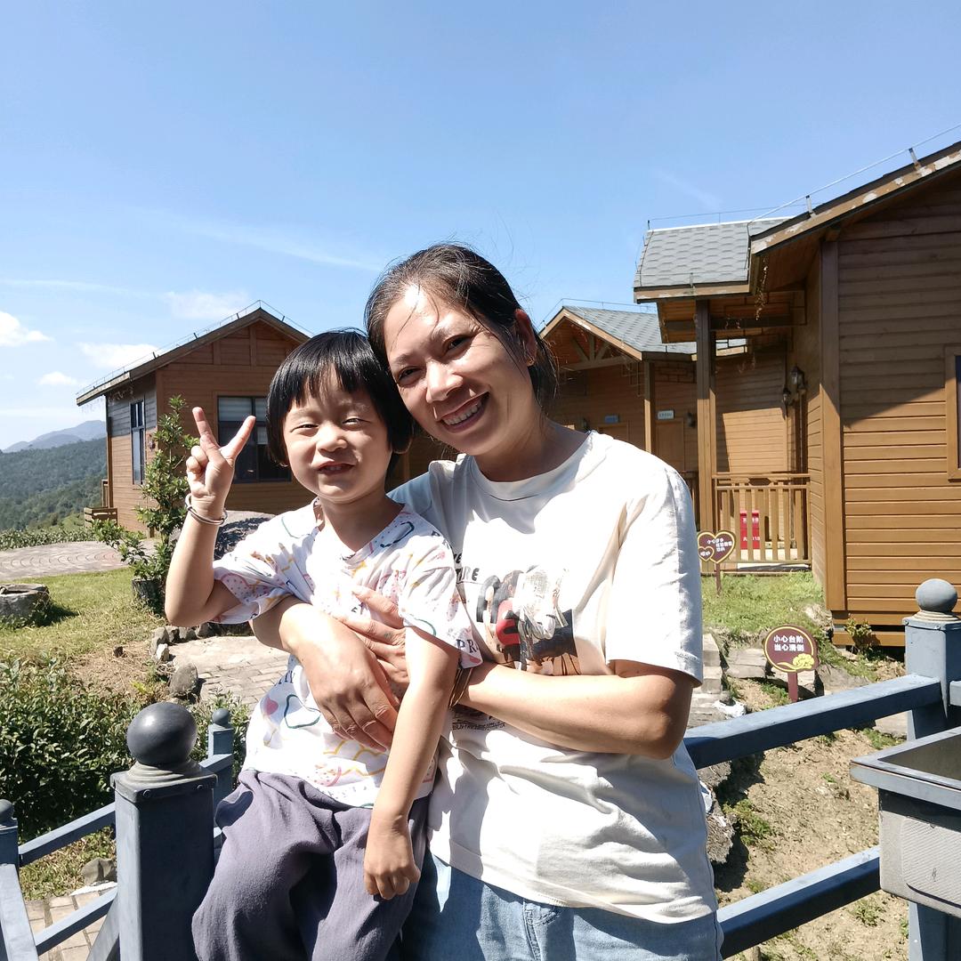 家有四个小棉袄