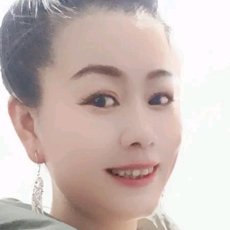 吴兰春服饰