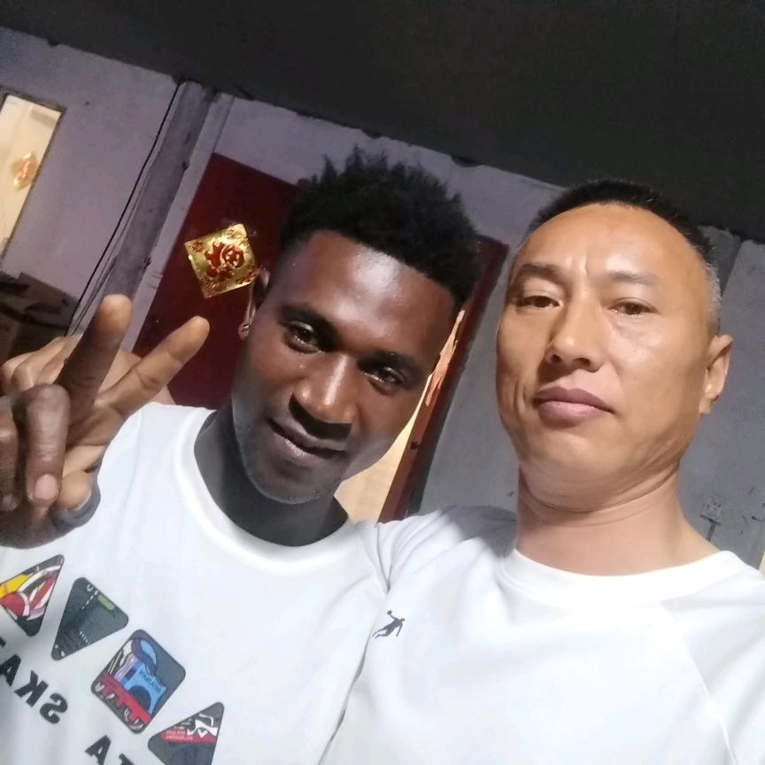 从非洲拼到未来（杨哥）