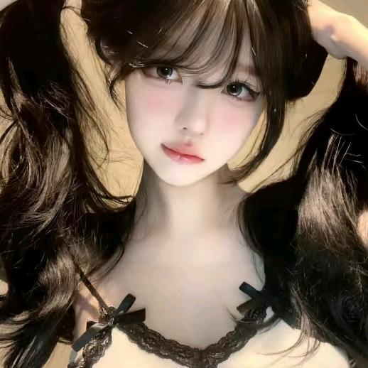 乔薇ᕙ(`▿´)ᕗ