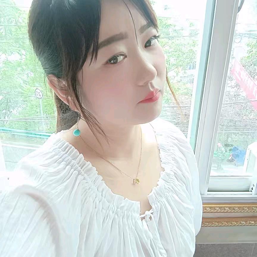 芳芳💋
