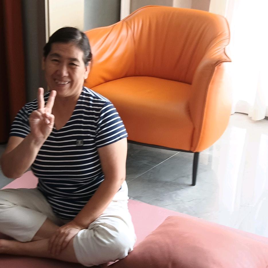 琪琪奶奶2大号早上5点30开播