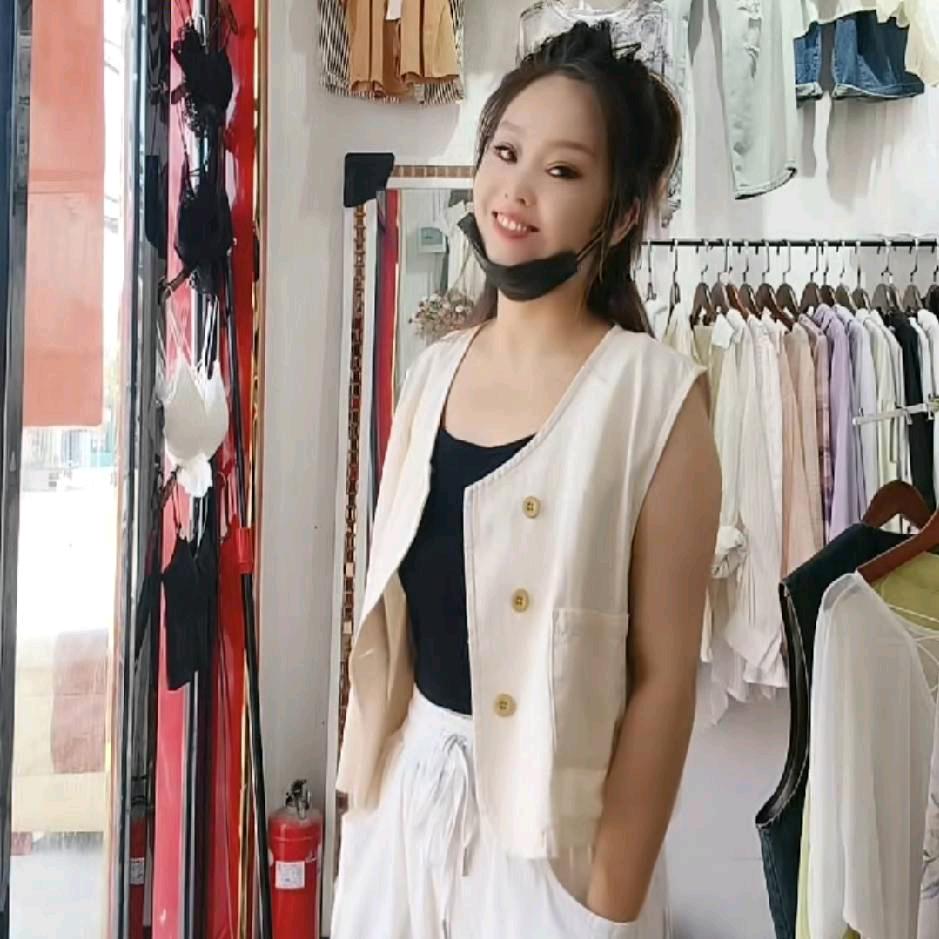 菲菲（首播晚上8点28)