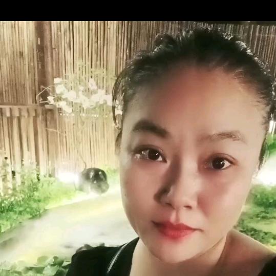 灯火阑珊yan