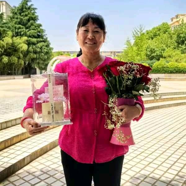 瑶瑶奶奶