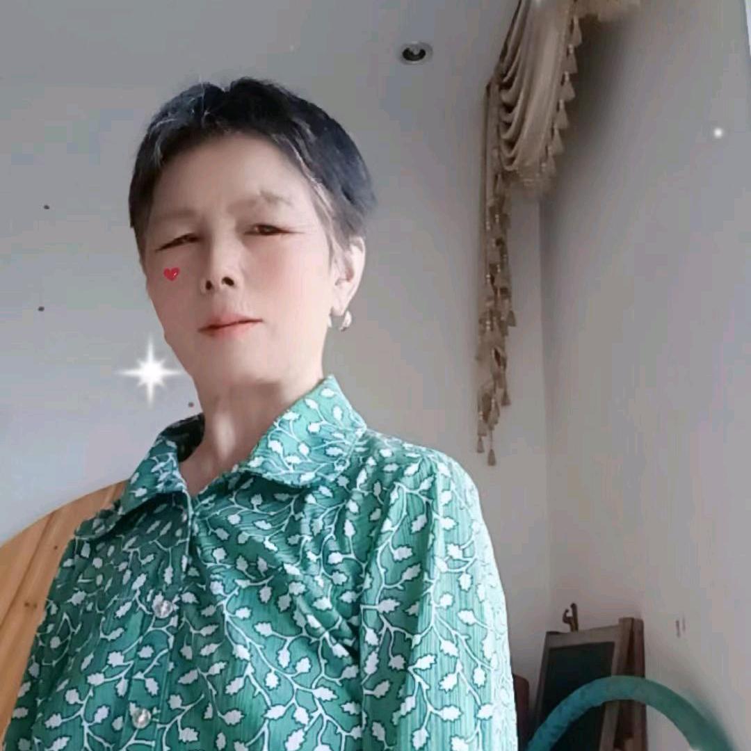 山丘奶奶