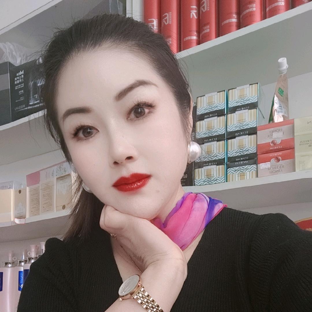 绿叶为美而生