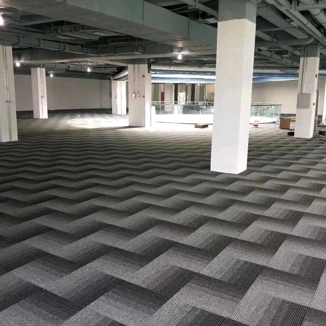 南山窗帘 地毯 墙布 墙纸 地板胶木地板
