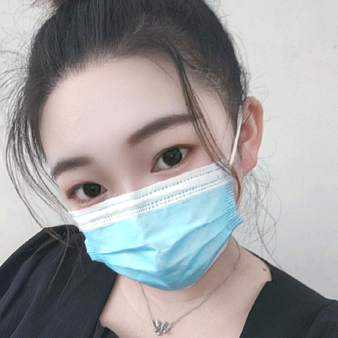 白玫瑰😇