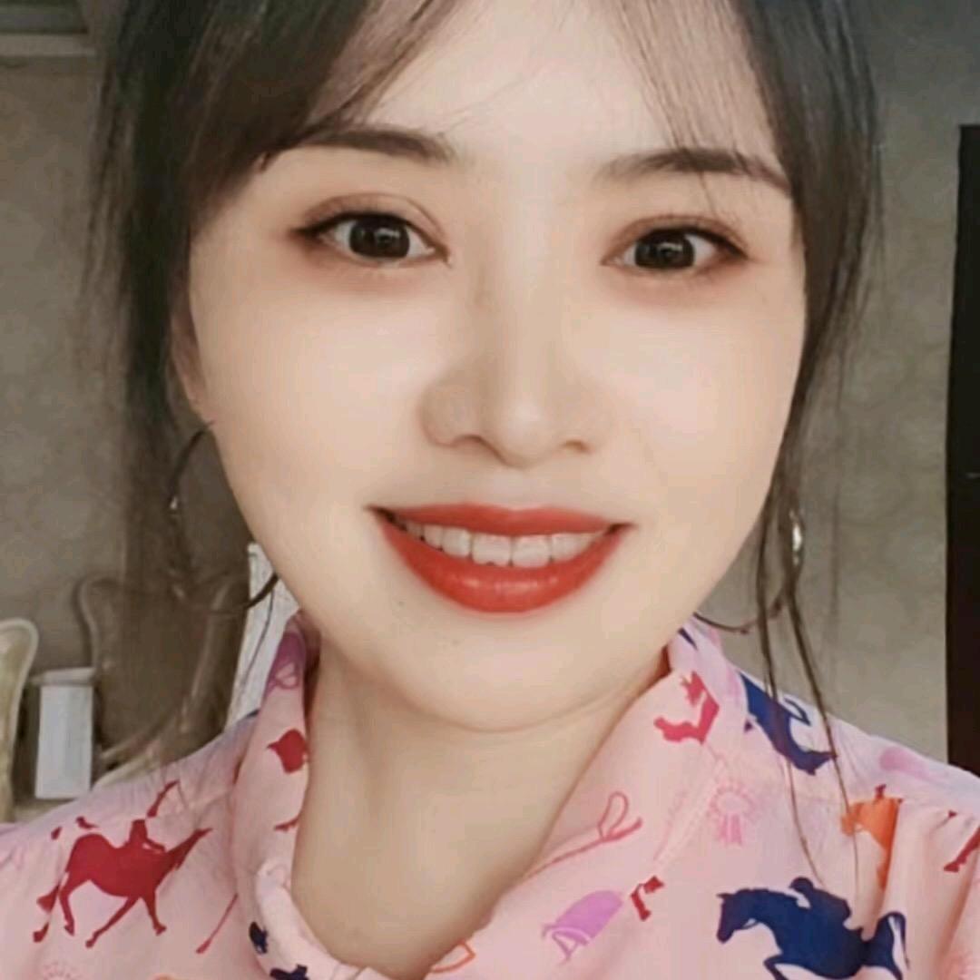 安琼（唱歌跑调）