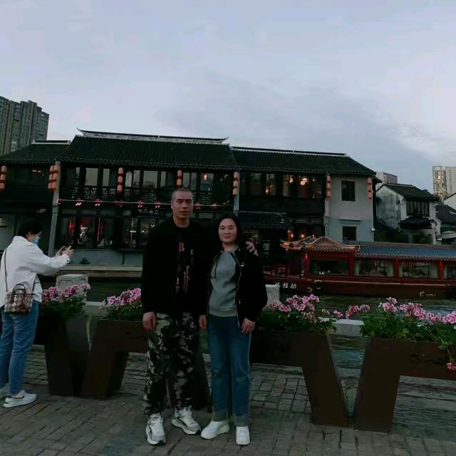 喝多了孟婆汤的憨货