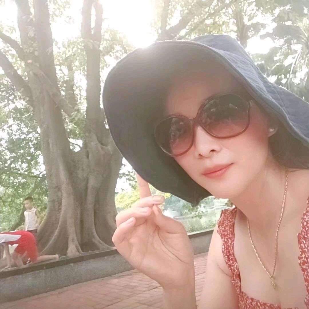 豆腐妹(晚上9点10分)