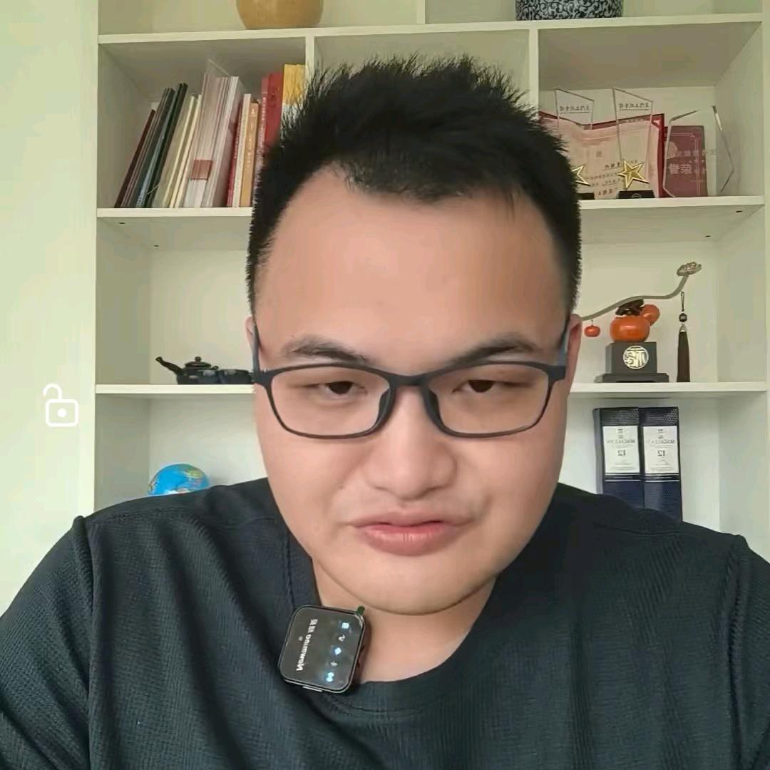 厦门蓝色的胖子