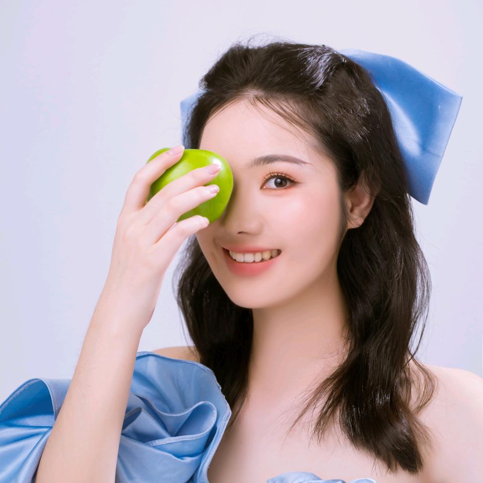 小说作者吴云嫦