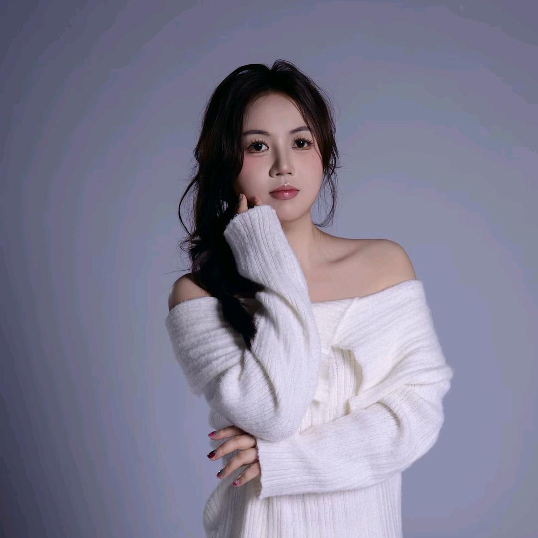 成都绅士抚触疗愈-东站薇薇