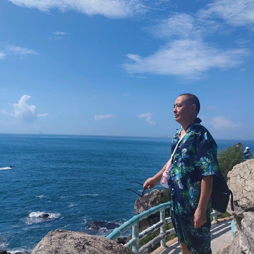成长的爱戴