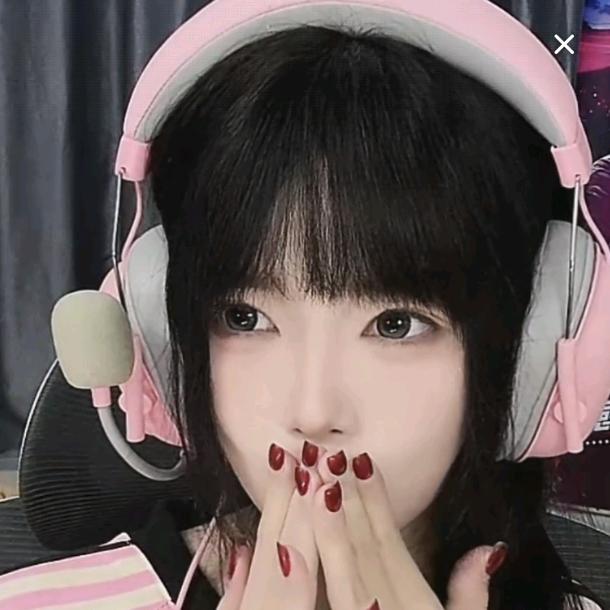 给我i播蛋挞点点关注🥧