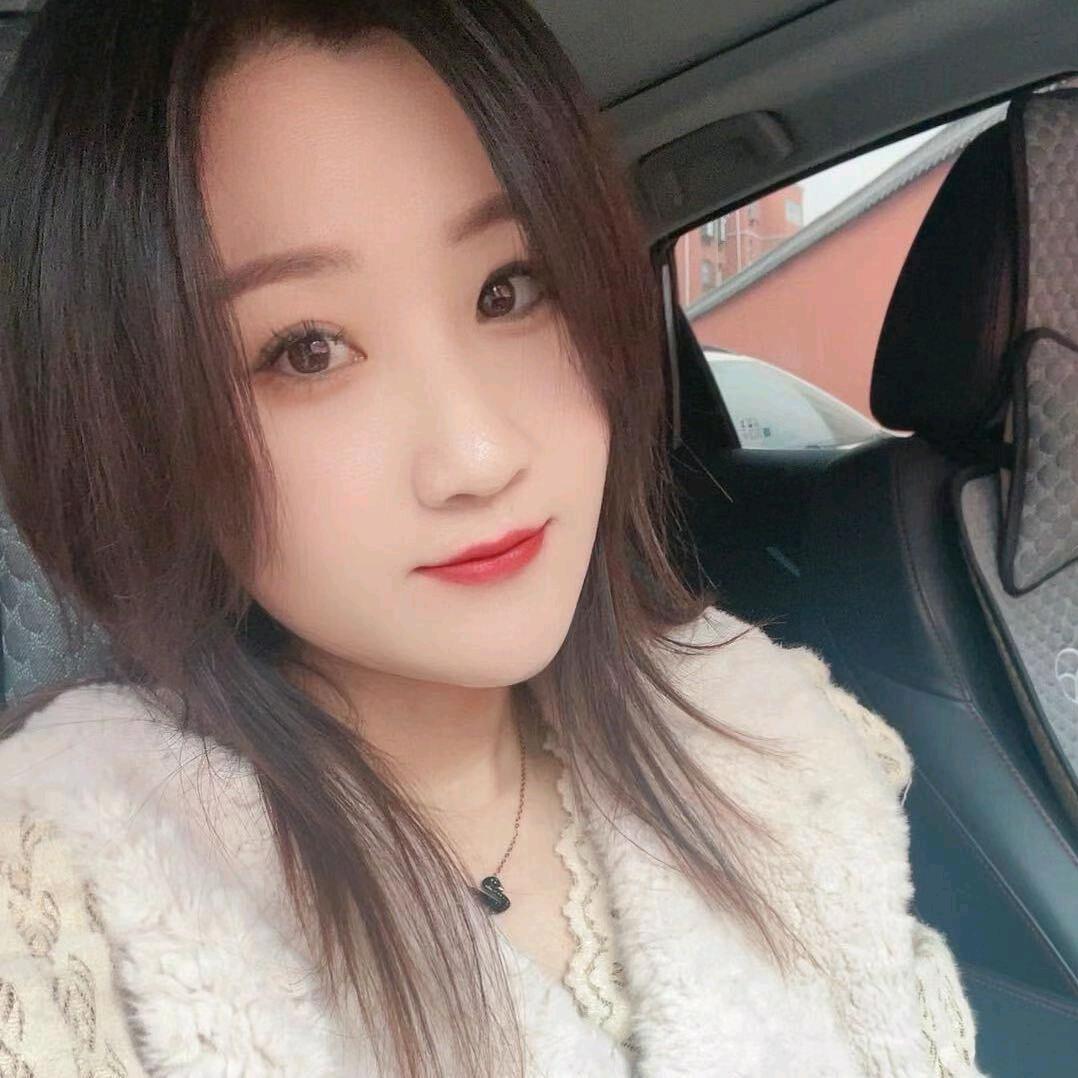 @洪霞（单身）