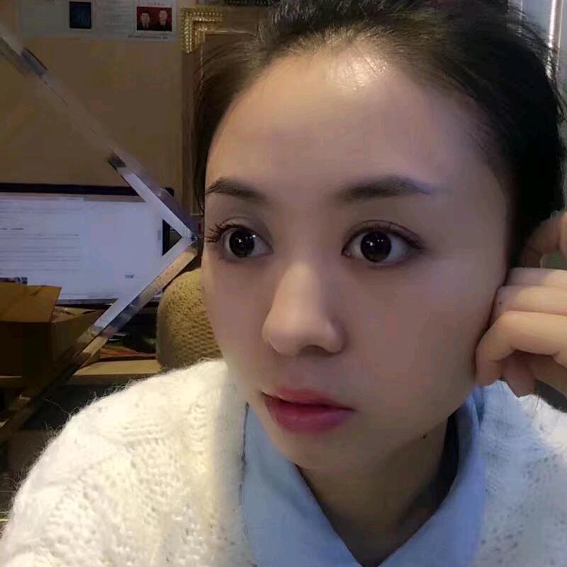 龙英