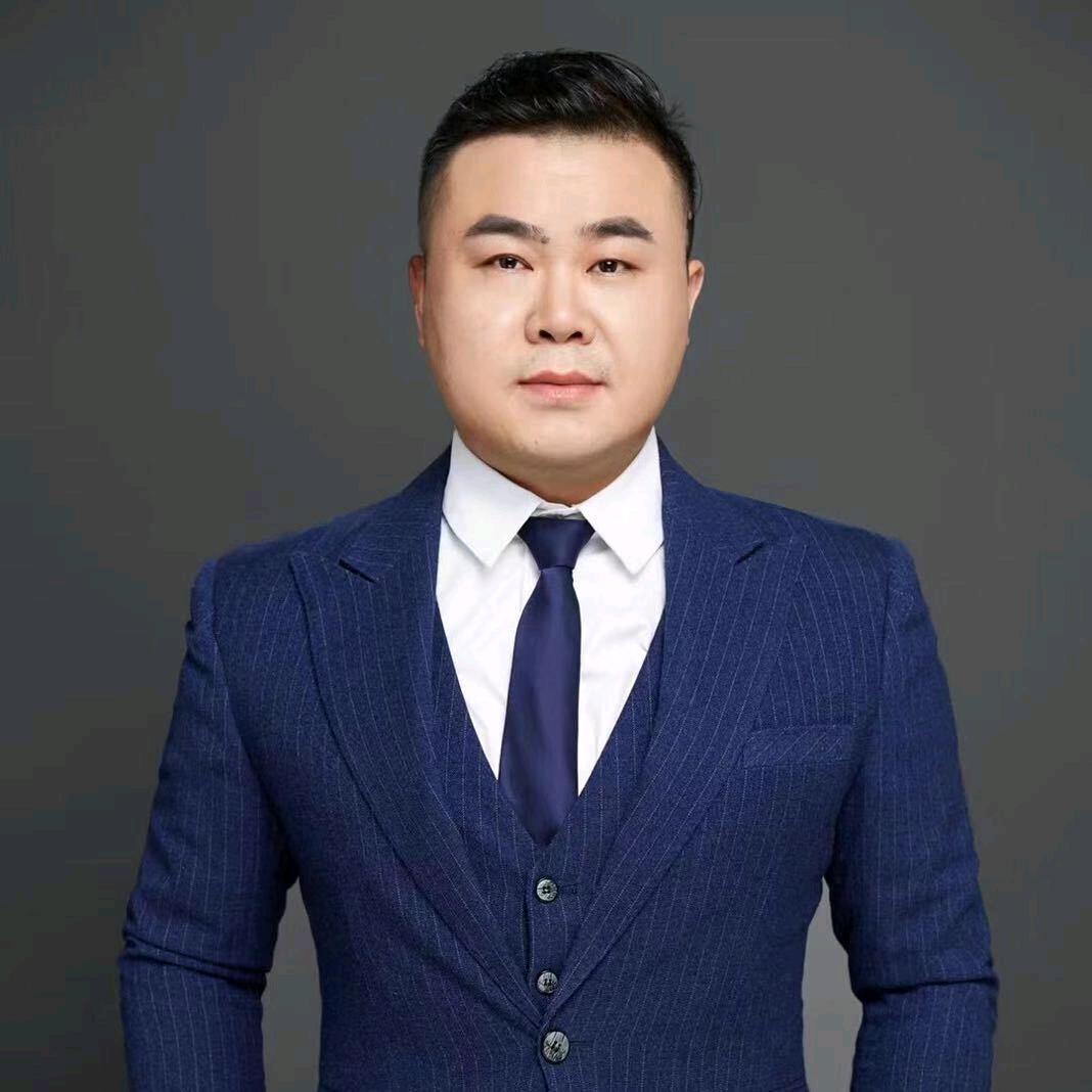 做闪电仓的小哥哥