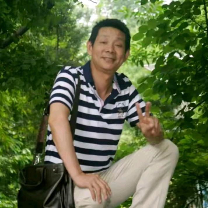老歌手和他的朋友