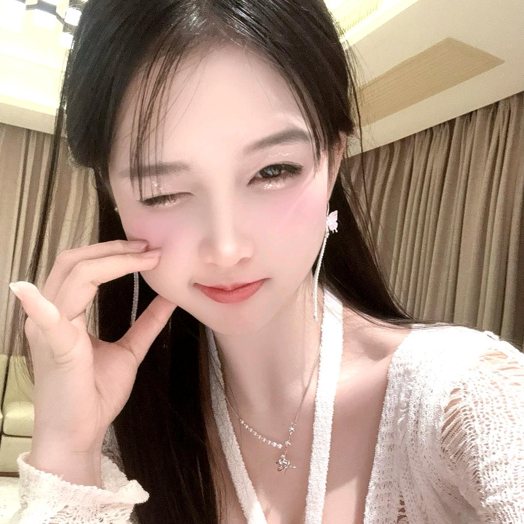 小奶瓶🍼¹⁶⁹⁹