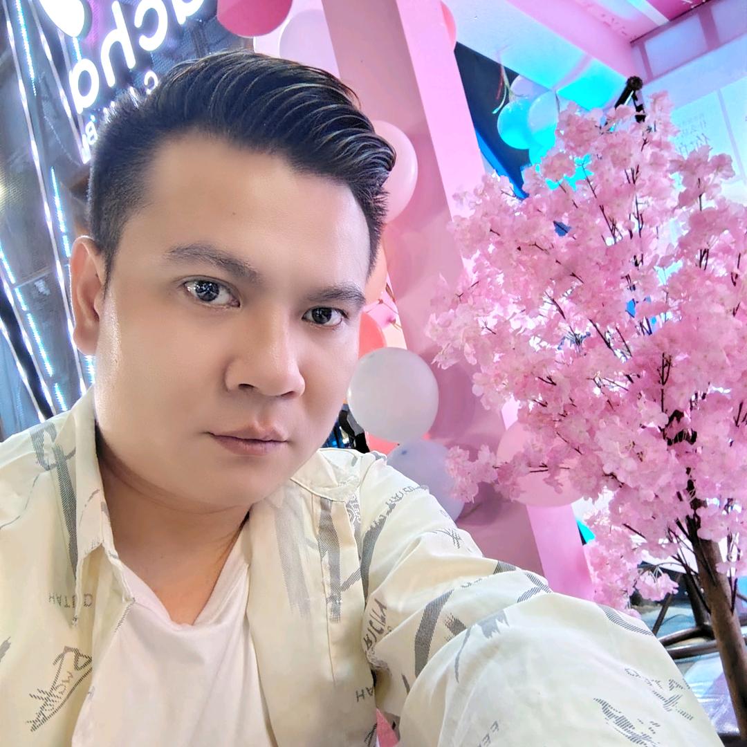 刚，，