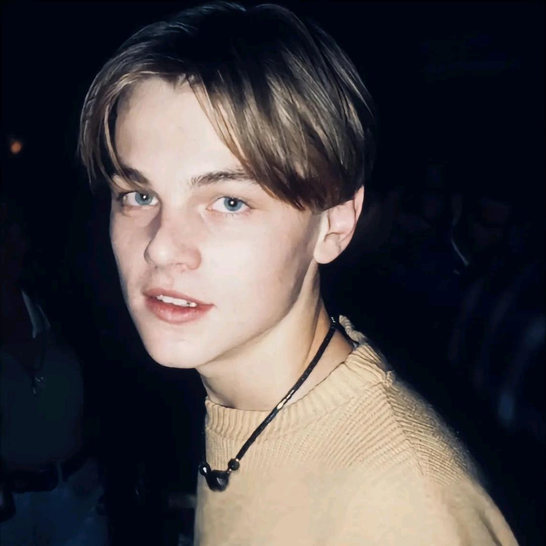 谁能帮我剥花生