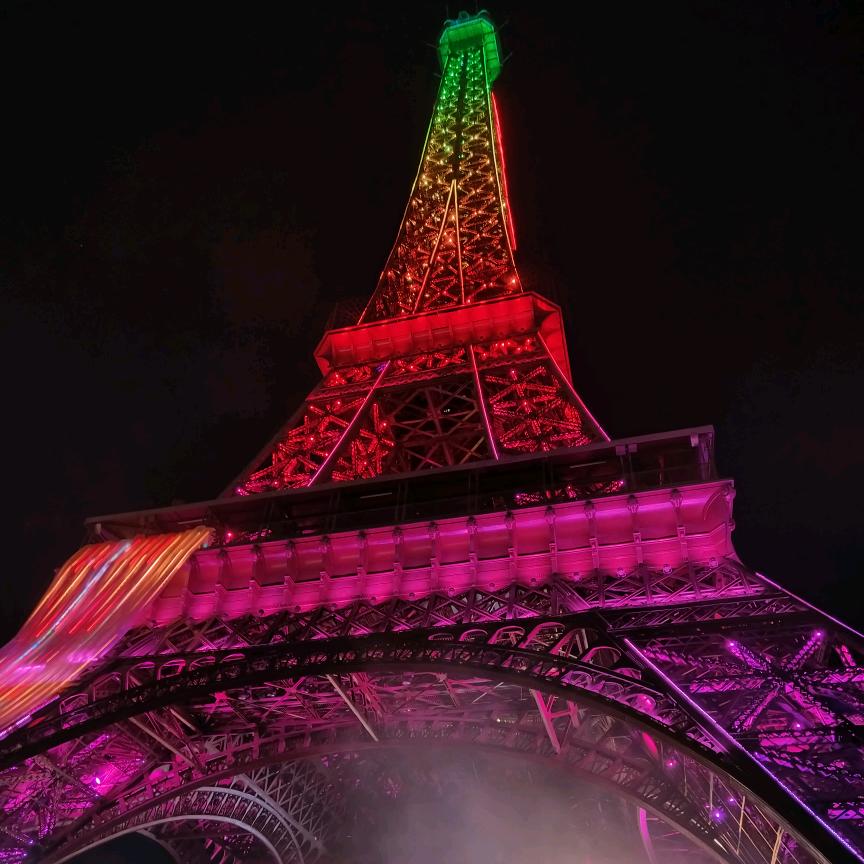 半生已过，学会沉默。