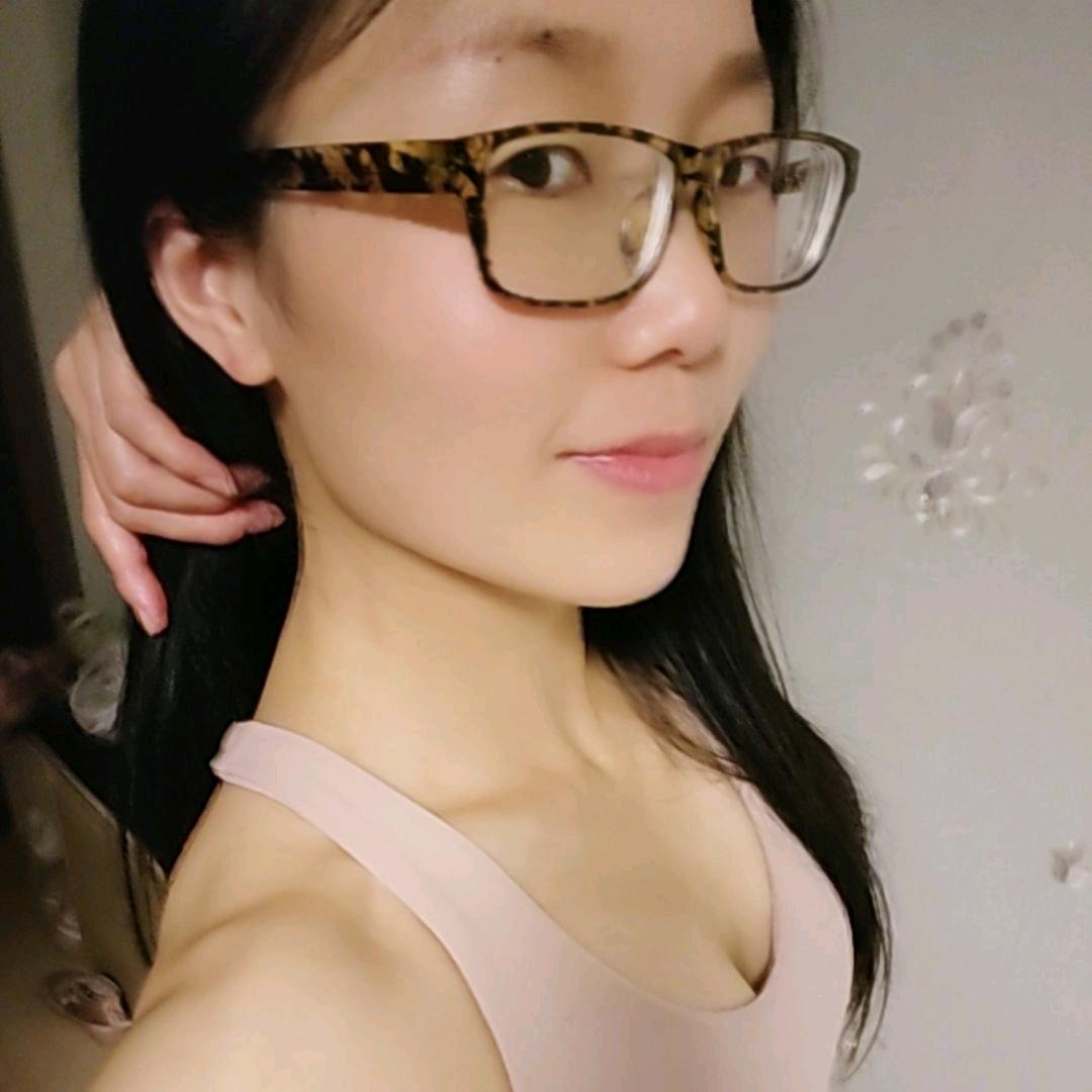 世界花，人也花，花花世界醉如花。