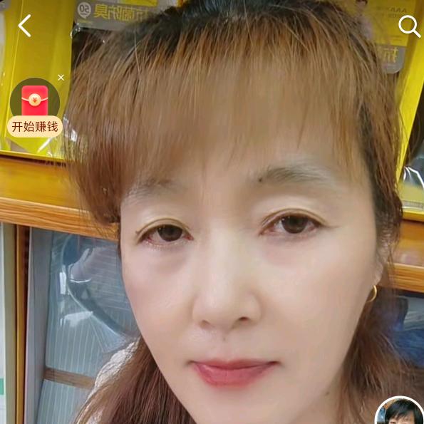 单身汉一个人的生活。