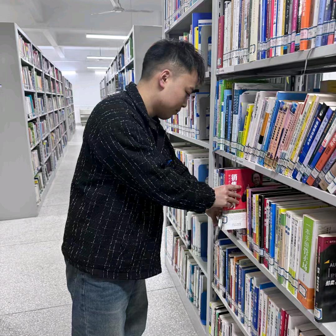 武汉大学生数码(高价回收)
