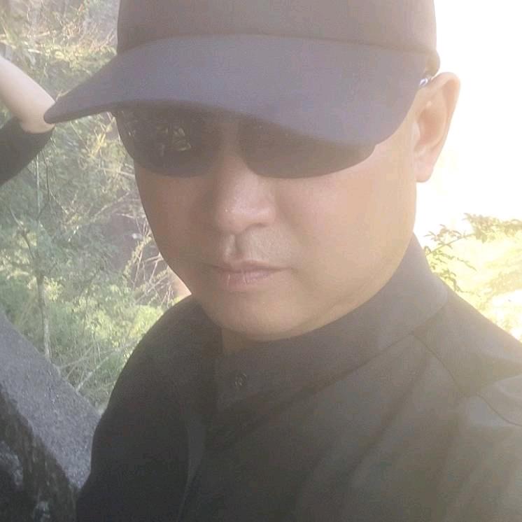 黔松哥