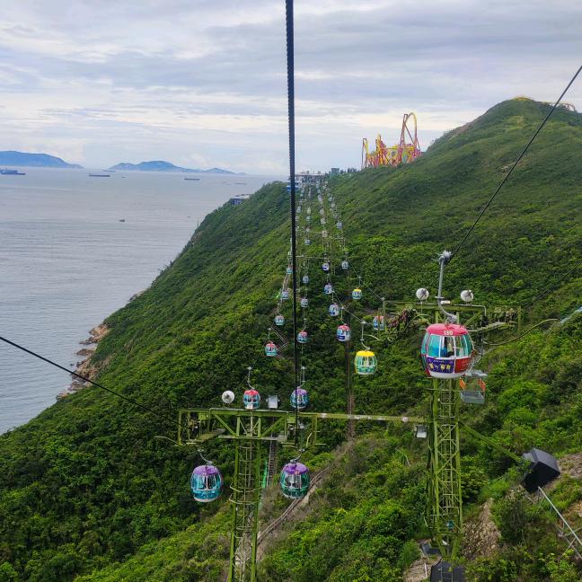 半岛铁盒