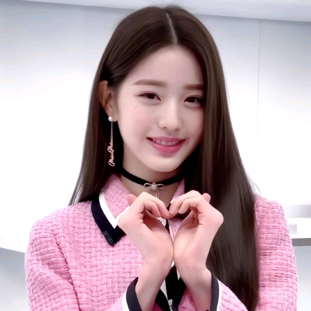 Yuqi_