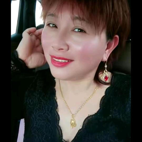 不一样的小女孩香丽