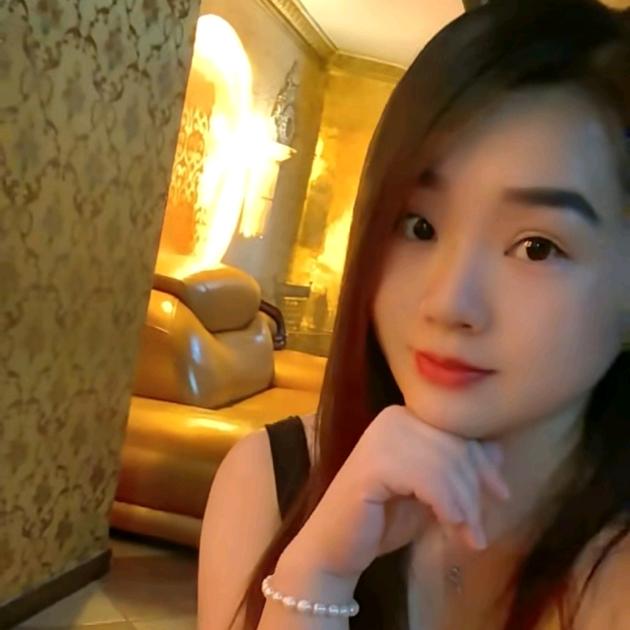 娄底万豪对面重庆富侨19号技师