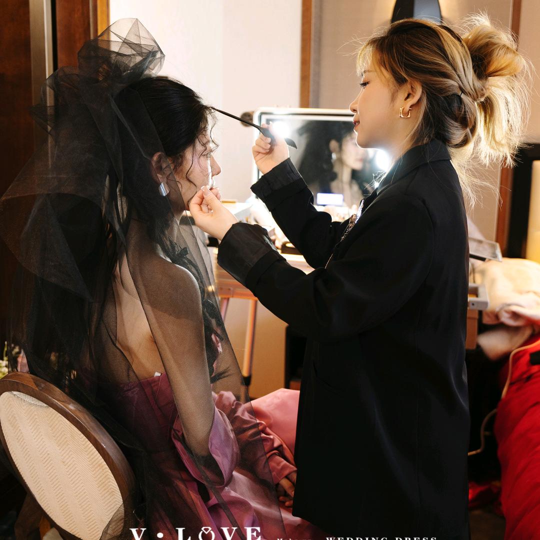 本溪唯爱化妆师倩倩