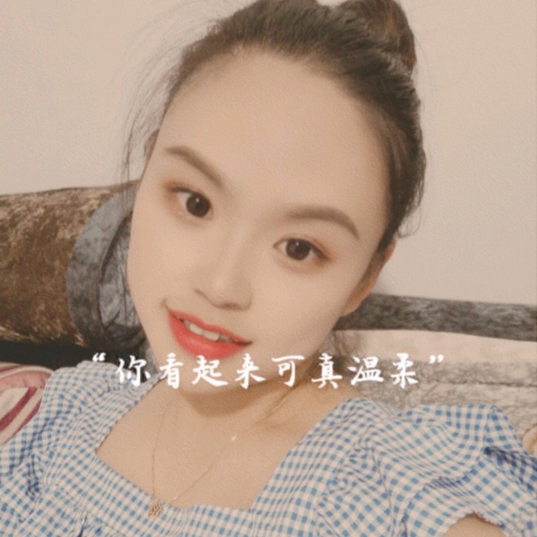 拾霖听逸墨