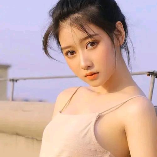 风中的云。