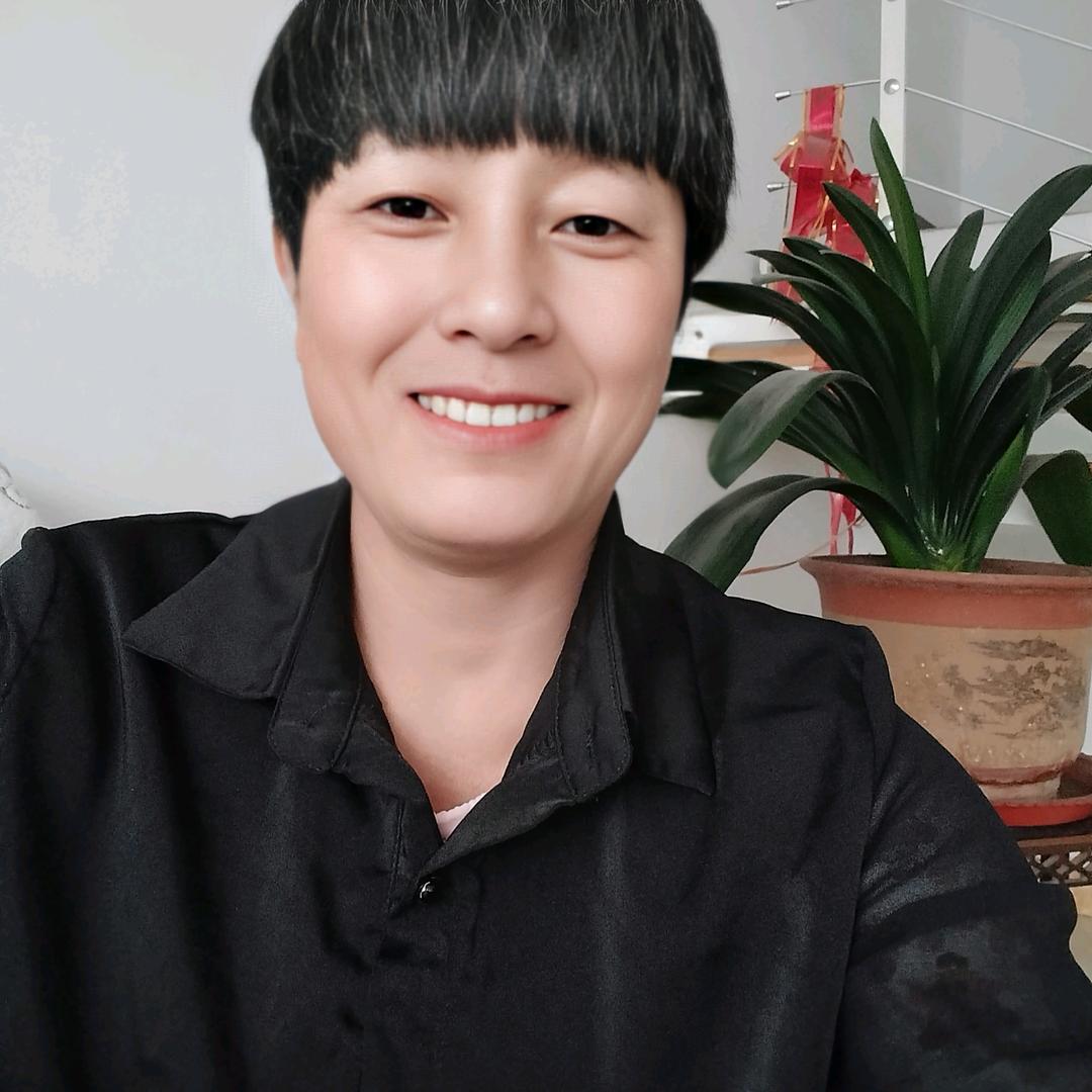 李兰🌻爱唱歌🎤