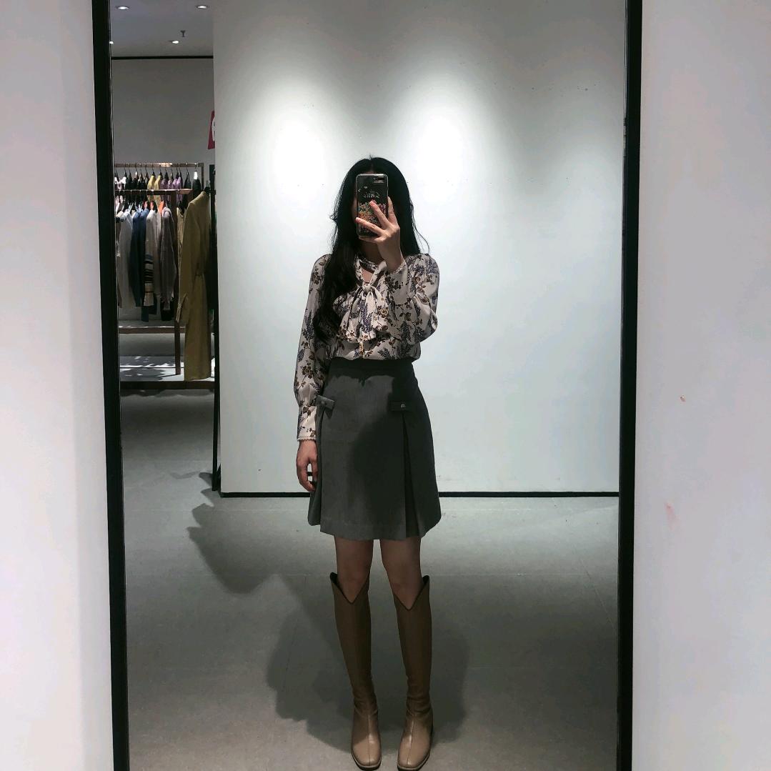 季候风女装折扣店