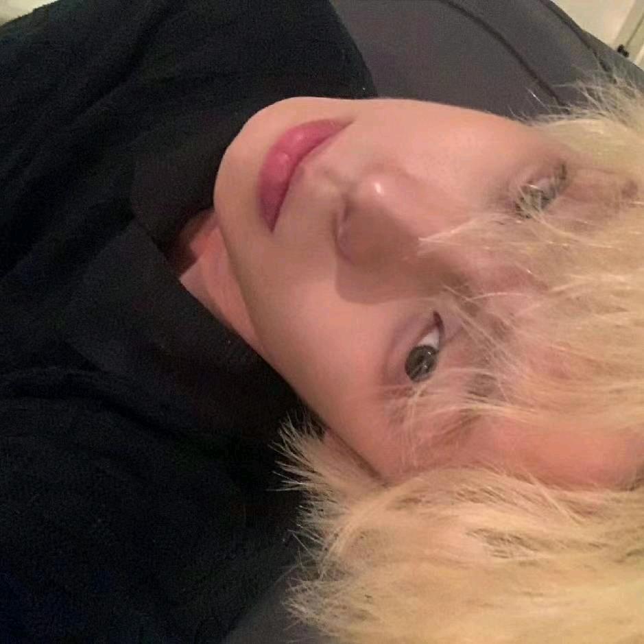 一米阳光游泳馆小陆