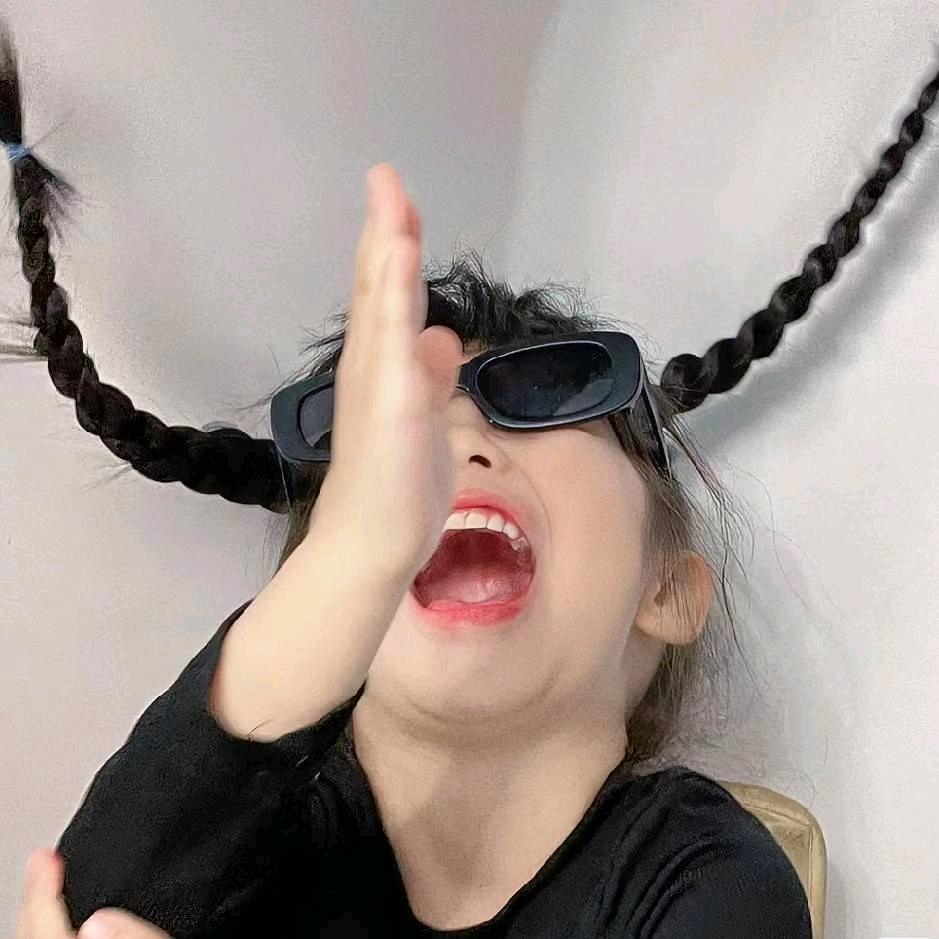 佩琪😊