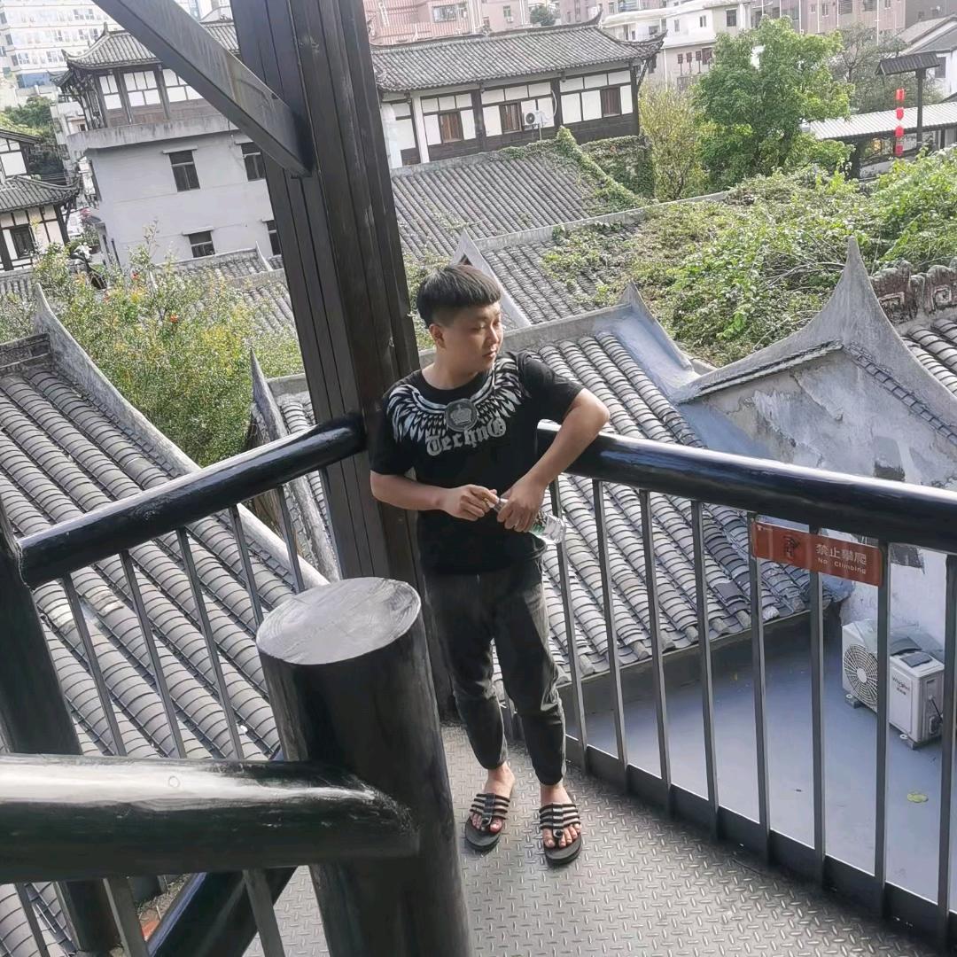 热带男孩☀☀☀