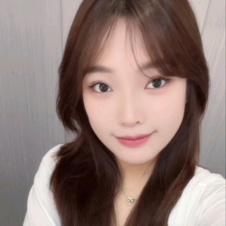 妍妍💞