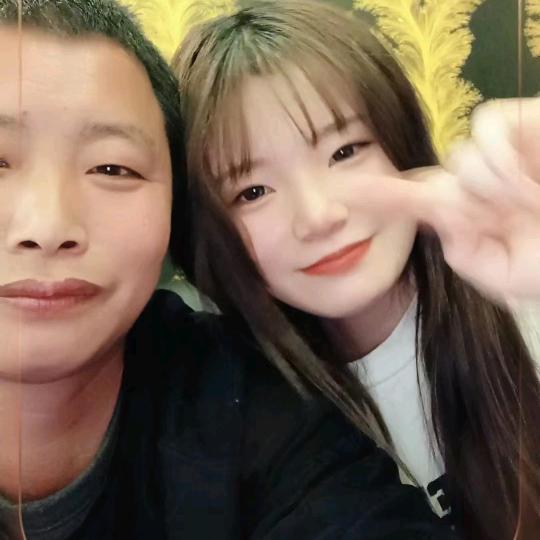 两个千金，一个万吨，和一个不着调的爹😘