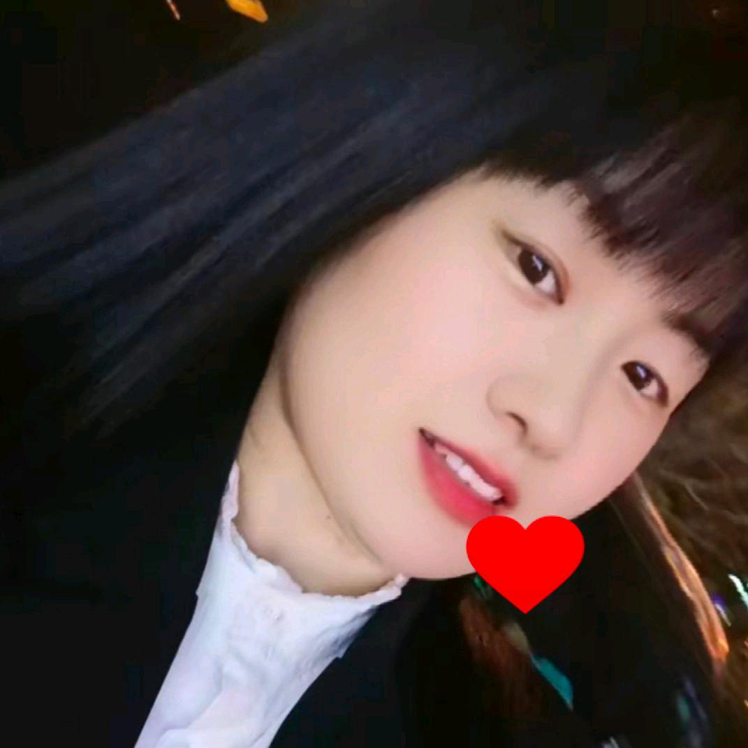 一笑🌹而过